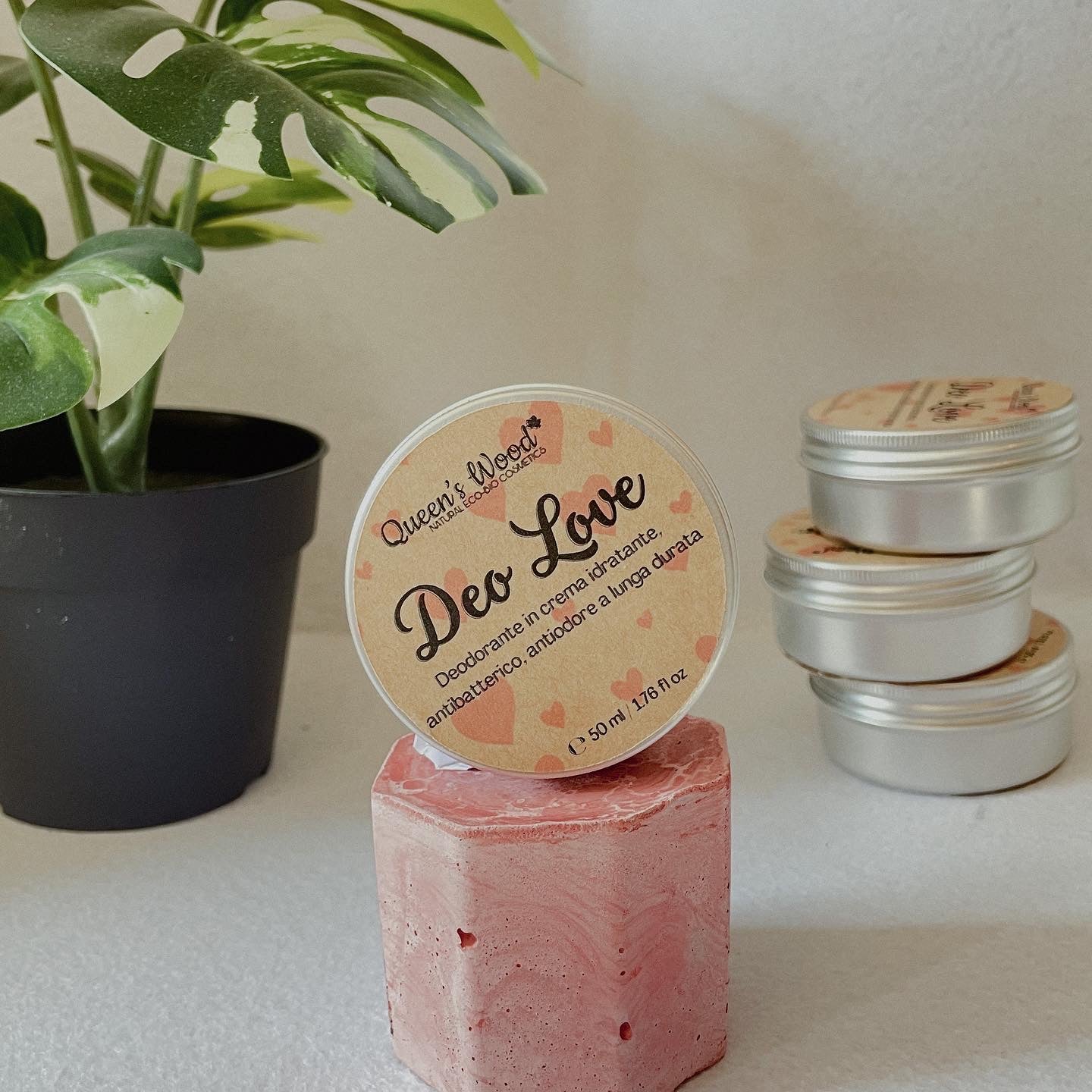 DEO LOVE - Deodorante con profumazione naturale - QUEEN'S WOOD WORLD